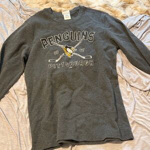 Gray Pittsburgh Penguins Long Sleeve Shirt Never worn no tag